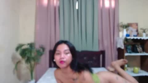 Snapshot of pinaymorena_stephanie chatting on June 12, 12:42 am pinaymorena_stephanie online show from June 12, 12:42 am