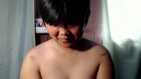 Snapshot of pinayprincesslyn chatting on June 5, 2:07 am Lyn the Lesbian online show from June 5, 2:07 am