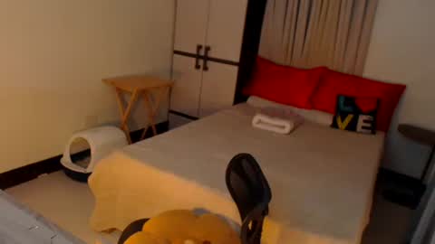 PinaySluttyAira online show from April 17, 2:25 am