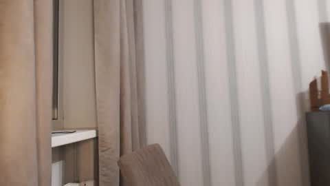       online show from October 22, 5:24 pm