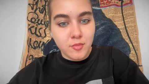 Susie online show from January 14, 3:56 am