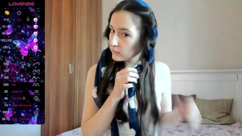 pingviluly online show from November 16, 7:03 am