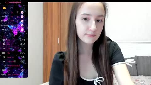 pingviluly online show from December 16, 11:04 am