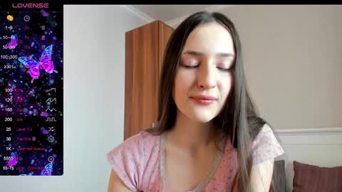 pingviluly online show from February 3, 8:19 am