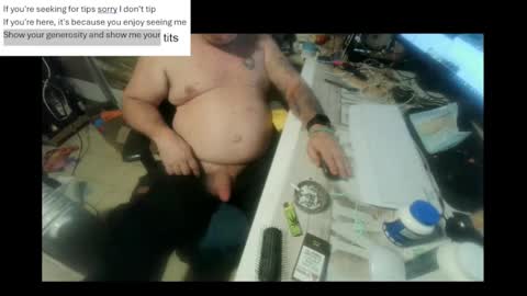 pini_z online show from January 28, 8:47 pm