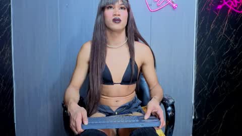 pink_alexa online show from January 9, 9:34 am