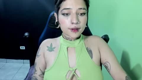 weedcandy ig y twitter xpink dustt online show from December 4, 7:39 am