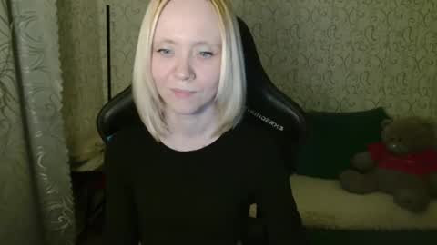 Snapshot of pink_martinis chatting on February 28, 4:20 pm Pink MartinIS online show from February 28, 4:20 pm