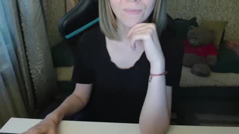 Snapshot of pink_martinis chatting on September 22, 3:47 pm Pink MartinIS online show from September 22, 3:47 pm