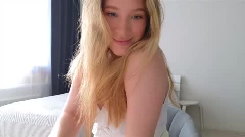   online show from October 8, 3:26 am