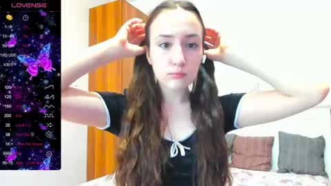 Snapshot of pink_soda33 chatting on June 29, 7:36 am pink_soda33 online show from June 29, 7:36 am