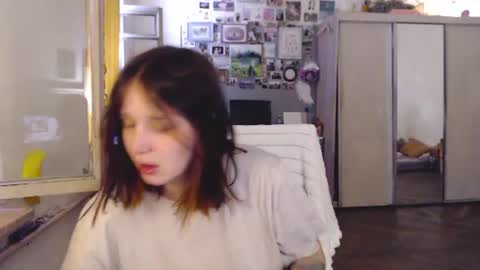 Snapshot of pink_soup chatting on August 9, 6:18 am Sony online show from August 9, 6:18 am