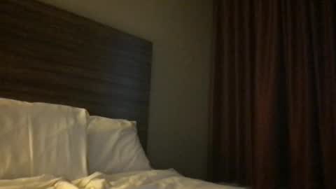 Pink Camerra online show from December 4, 2:37 pm