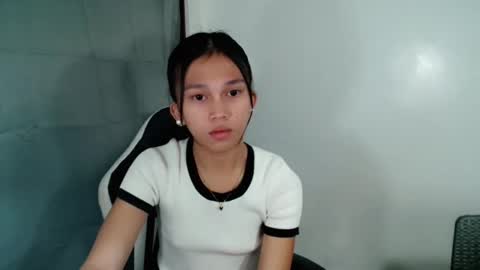 Snapshot of pinkdollbaby_ chatting on May 28, 4:26 pm pinkdollbaby_ online show from May 28, 4:26 pm