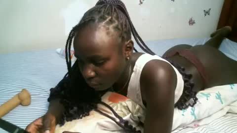 pinky online show from December 2, 9:32 pm