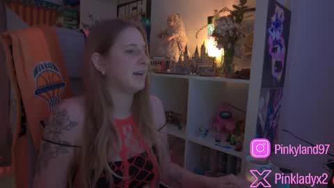 pinkladyx2 online show from March 8, 3:38 pm