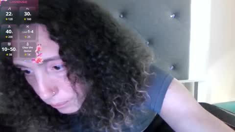 Snapshot of pinkleslie chatting on February 15, 10:03 am Leslie online show from February 15, 10:03 am