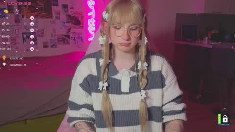 pinkvenom_ online show from February 5, 2:33 pm