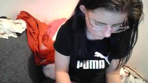 pinkwife97 online show from March 23, 11:20 pm