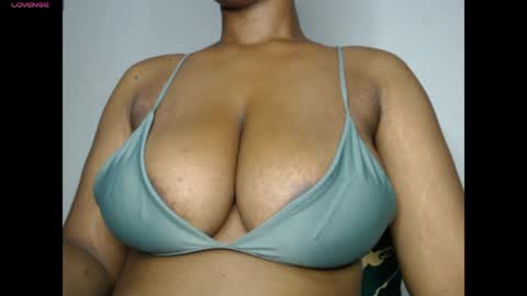 Snapshot of pinkxsugar chatting on June 10, 5:23 pm pinkxsugar online show from June 10, 5:23 pm