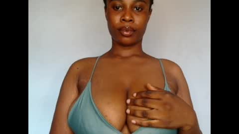 Snapshot of pinkxsugar chatting on June 13, 2:04 pm pinkxsugar online show from June 13, 2:04 pm