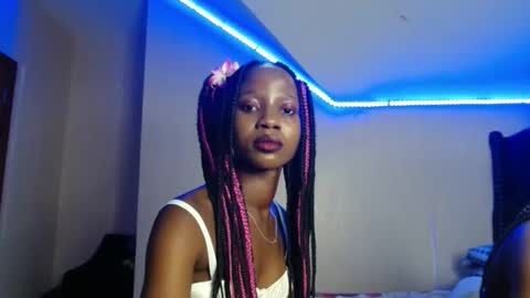 Pinky online show from November 28, 3:36 pm