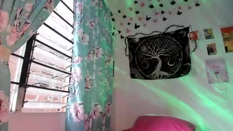 pinky_promiseex online show from July 27, 11:01 pm