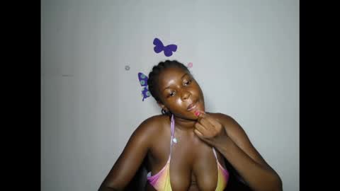 pinkykiki_247 online show from December 19, 6:26 pm