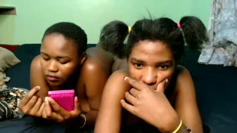Snapshot of pinkylips_ebony chatting on July 1, 8:49 am pinky online show from July 1, 8:49 am