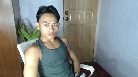 Snapshot of pinoy_palautogxxx chatting on March 14, 4:23 pm pinoy_palautogxxx online show from March 14, 4:23 pm