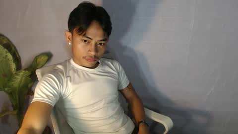 Snapshot of pinoy_palautogxxx chatting on March 21, 3:26 pm pinoy_palautogxxx online show from March 21, 3:26 pm