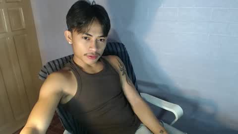 Snapshot of pinoy_palautogxxx chatting on March 27, 3:12 pm pinoy_palautogxxx online show from March 27, 3:12 pm