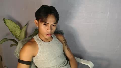 Snapshot of pinoy_palautogxxx chatting on April 12, 8:03 pm pinoy_palautogxxx online show from April 12, 8:03 pm