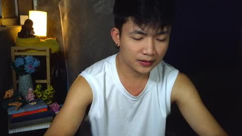 alex online show from April 22, 5:47 pm