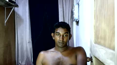 rayvienn online show from March 16, 2:54 pm