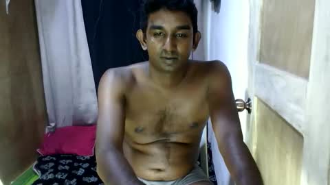 rayvienn online show from March 19, 2:43 pm