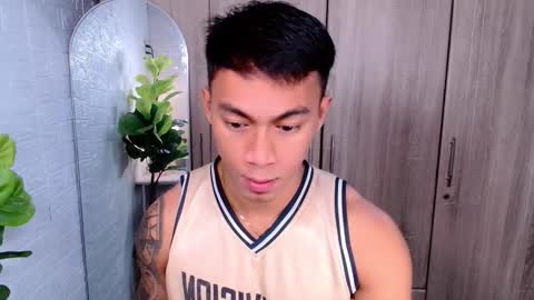 ethan online show from October 27, 2:04 am