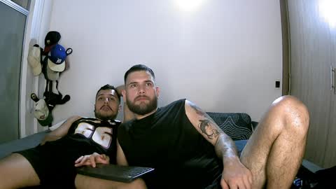 Snapshot of pipe1203 chatting on January 13, 1:45 am pipe1203 online show from January 13, 1:45 am