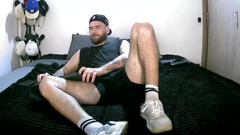 Snapshot of pipe1203 chatting on January 20, 11:10 pm pipe1203 online show from January 20, 11:10 pm