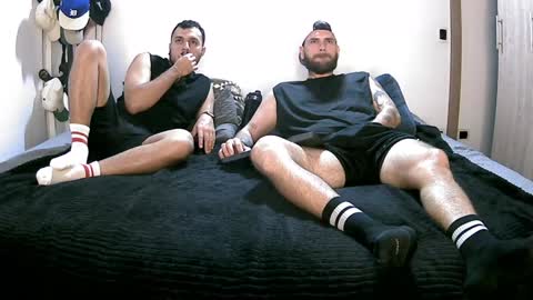 Snapshot of pipe1203 chatting on January 22, 2:04 am pipe1203 online show from January 22, 2:04 am