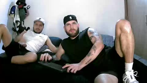 Snapshot of pipe1203 chatting on February 23, 6:56 pm pipe1203 online show from February 23, 6:56 pm