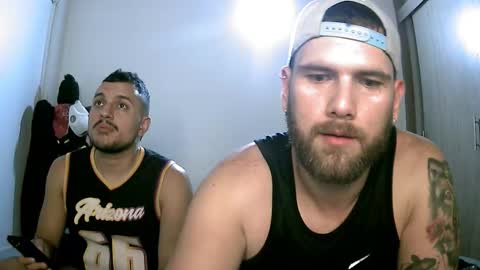 Snapshot of pipe1203 chatting on October 16, 1:06 am pipe1203 online show from October 16, 1:06 am