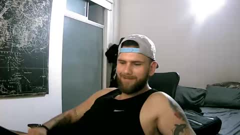 Snapshot of pipe1203 chatting on November 12, 10:41 pm pipe1203 online show from November 12, 10:41 pm