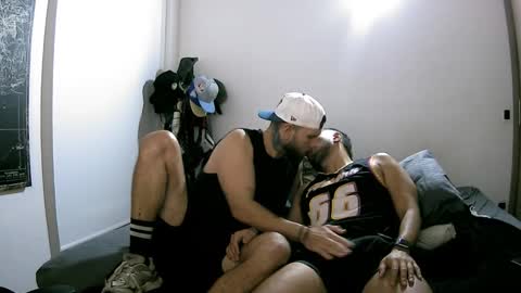 Snapshot of pipe1203 chatting on November 15, 12:08 am pipe1203 online show from November 15, 12:08 am