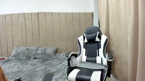 pipe hot04 online show from April 14, 3:12 am