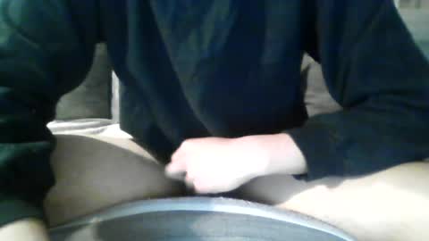 Snapshot of pirelli3040 chatting on June 22, 9:39 am pirelli3040 online show from June 22, 9:39 am