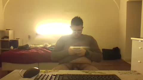 Snapshot of pisellatore96 chatting on January 4, 4:54 pm Pisellatore96 online show from January 4, 4:54 pm