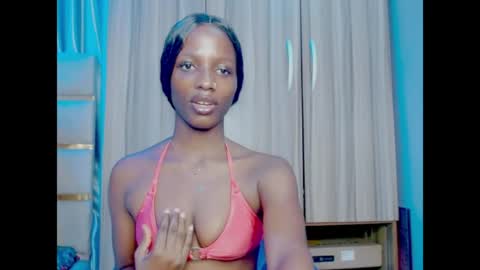Ella online show from June 3, 6:27 am