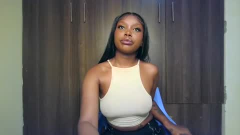 Snapshot of pixie_roman chatting on June 22, 1:08 pm Majesty online show from June 22, 1:08 pm