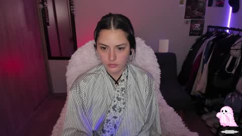 pixie online show from December 4, 6:33 am